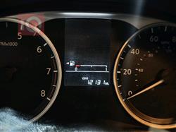 نيسان فيرسا